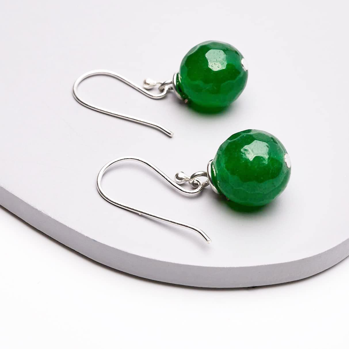 Gorgeous Womens Handmade Natural Green Agate Dangle Drop Earrings