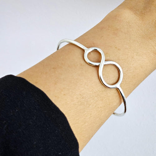infinity loop silver bracelet for women girl