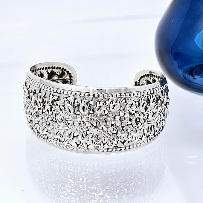 bali silver cuff bangle flower details