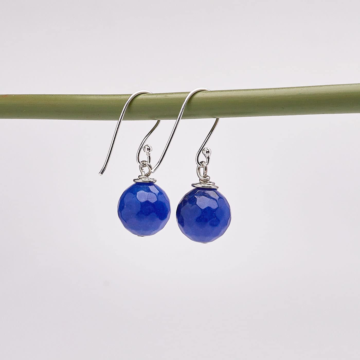 Beautiful Womens Handmade Natural Blue Agate Dangle Drop Earrings
