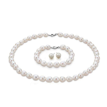 Womens White Pearl Set