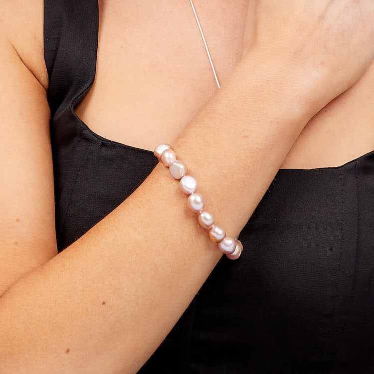 womens pink pearl bracelet