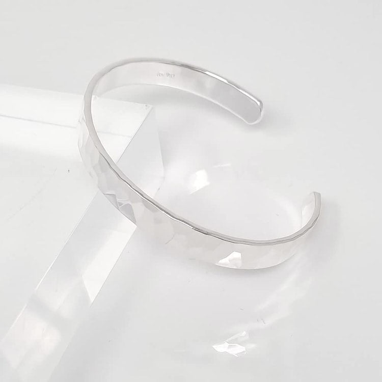 Womens Hammered Silver Bangle