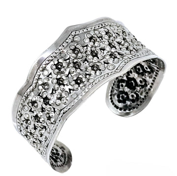 Wide silver cuff for women flowers