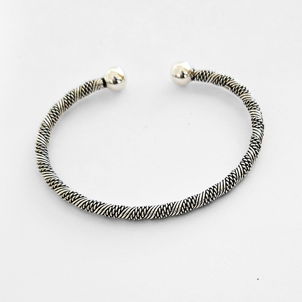 Elegant Twisted Silver Bangle – Solid 925 Sterling Jewelry