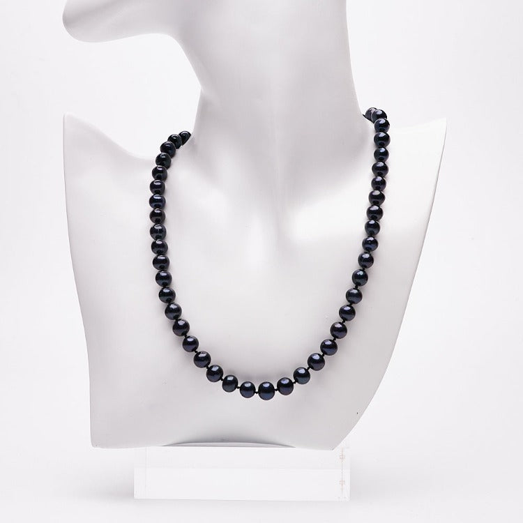 Black pearl necklace for women
